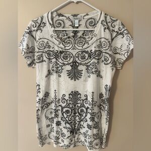 Dressbarn Vintage Black and White Ornate Short Sleeve Top